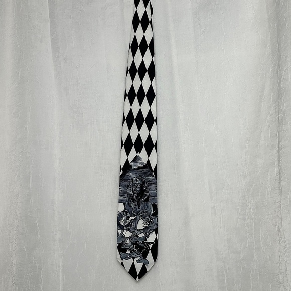 3/$20 💥 Vintage 1995 Looney Tunes Mens Tie Warner Bros. Black & White Diamond - Picture 5 of 16